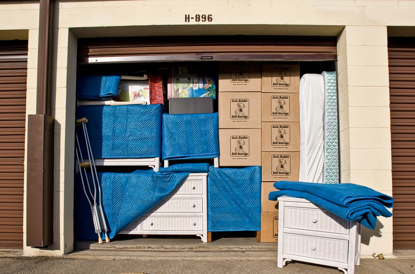 How to Keep Your Storage Unit Clean & Organized