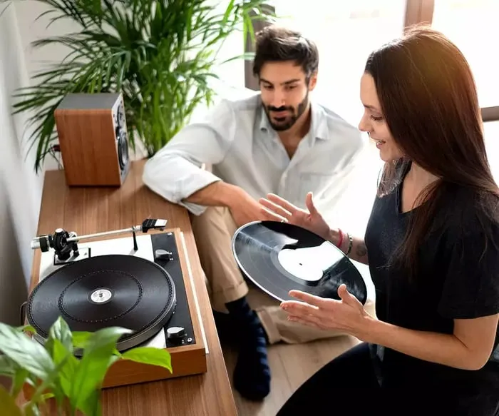 How to Pack and Store Vinyl Records in 6 Steps
