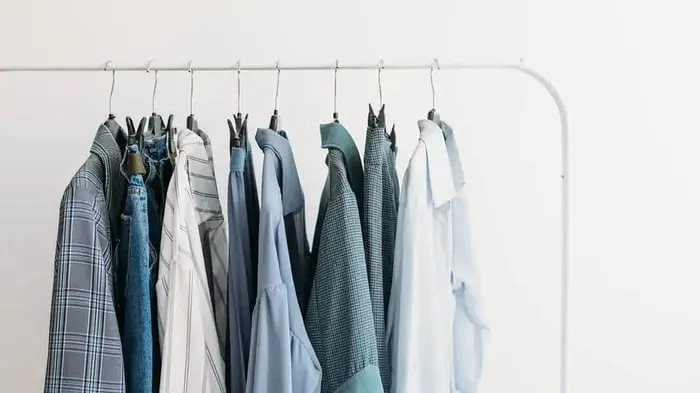 Capsule Wardrobe: The Ultimate Organization Hack