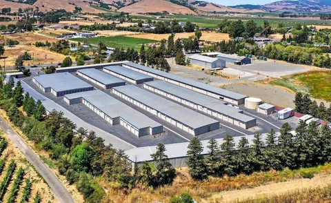 Storage Star – 24270 Arnold Drive