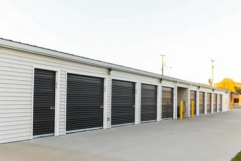 drive up storage units