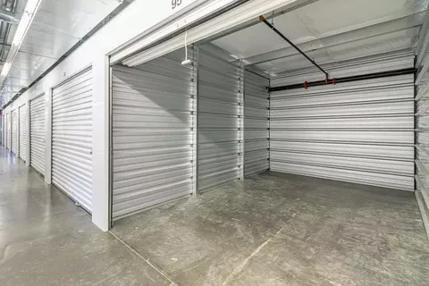 drive up storage units