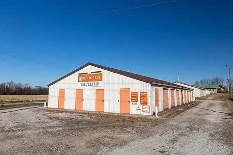 Indiana - Cloverdale - Stardust Way