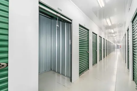 drive up storage units