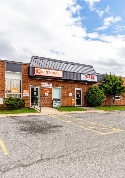 Ontario - Hawkesbury - Cameron Street
