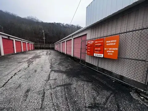 drive up storage