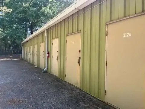 Right Move Storage - Lakeport
