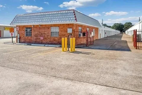 Champions Business Park Storage