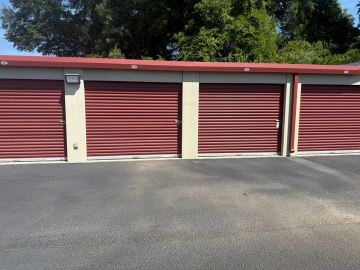 Drive-up storage units in Aiken, SC, at 3809 Richland Ave W