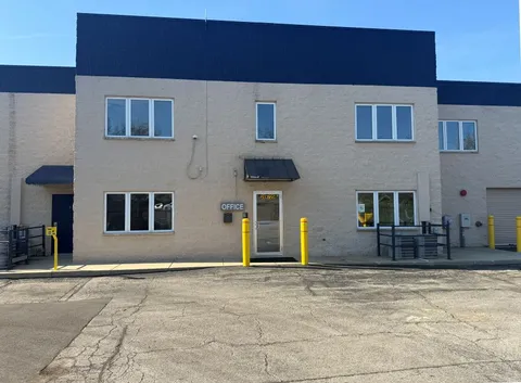 Rental office at Storage Star self-storage in West Chicago, IL
