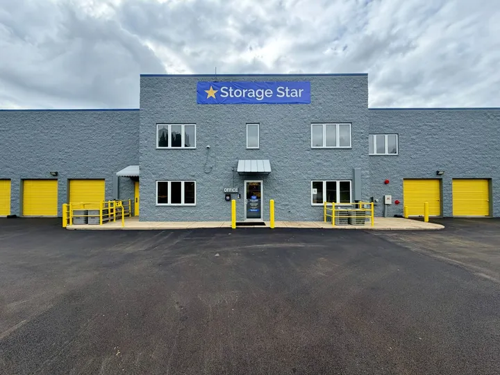 Rental office at Storage Star self-storage in West Chicago, IL, on Garys Mill Rd