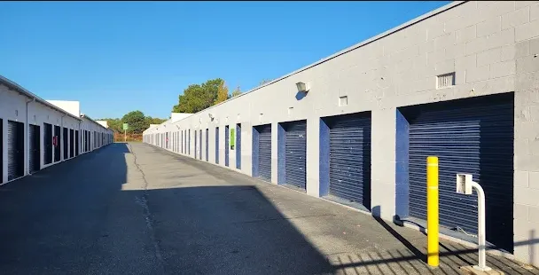 Drive-up storage with secure gated access and keypad entry