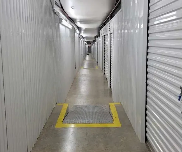 Climate-controlled storage units in Columbia, SC