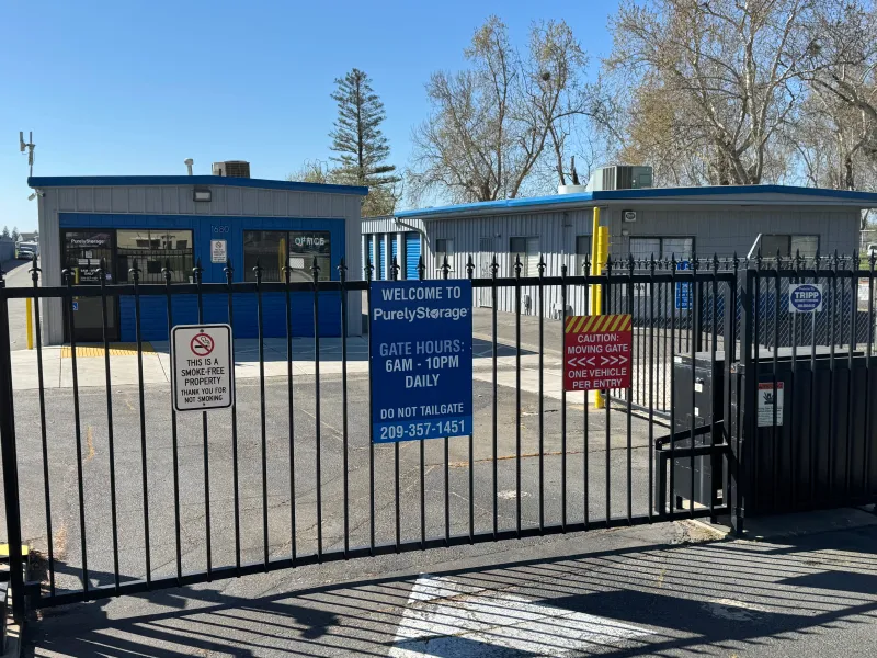 self storage units atwater