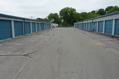 24AP - 2 Drive Up.JPG