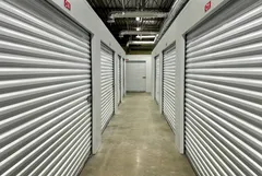 24NA - 3 - Hallway - High Res.jpg