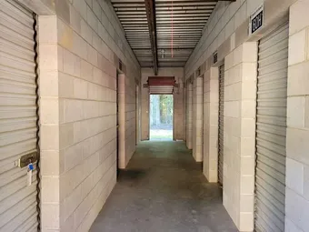 Walk-up storage units in White Stone, VA