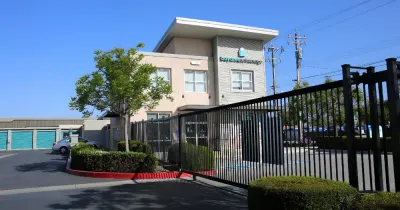 secure self storage units