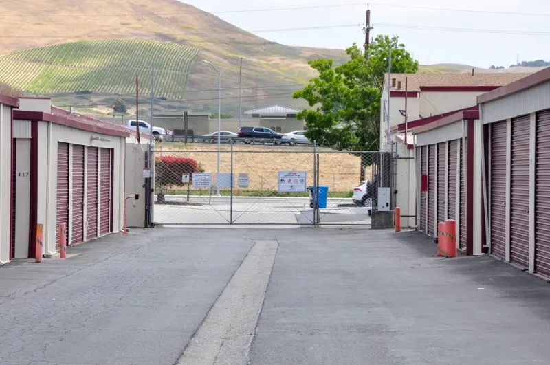 secure storage units for rent