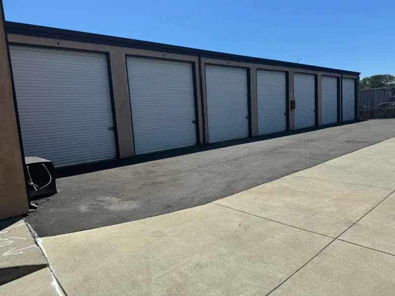 storage units for rent