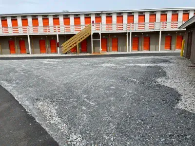 drive up storage units
