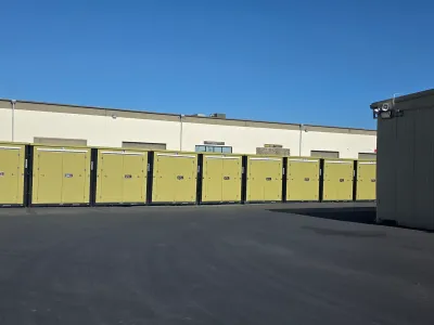 drive up storage