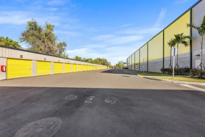 drive up storage