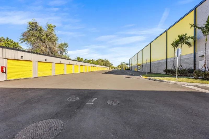 drive up storage