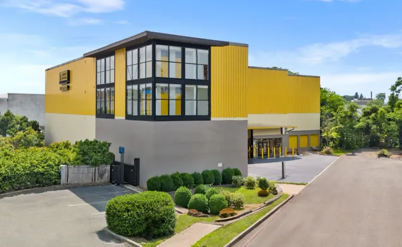 self storage units Garfield