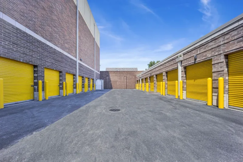 drive up storage