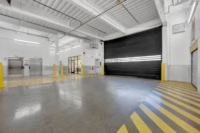 indoor unloading bay