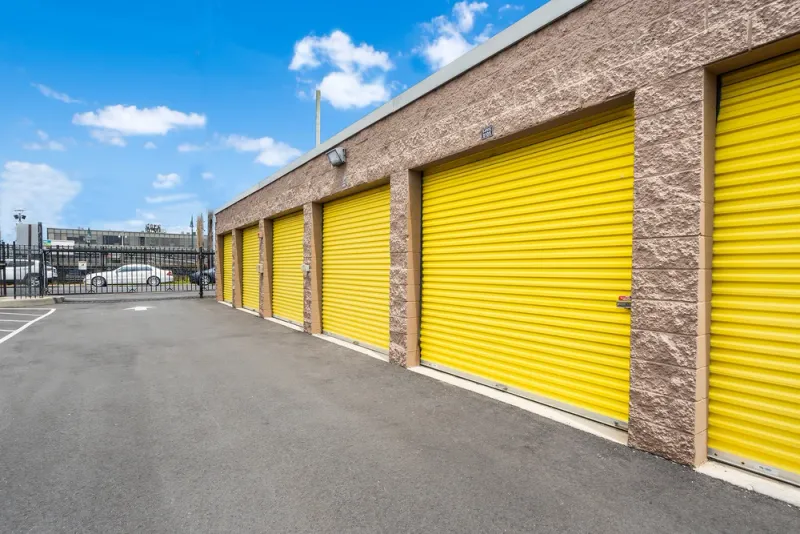 drive up storage