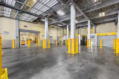 indoor unloading bay
