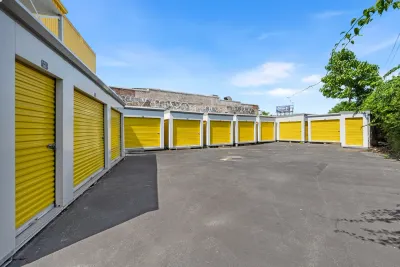 drive up storage