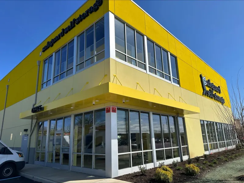 self storage units hempstead