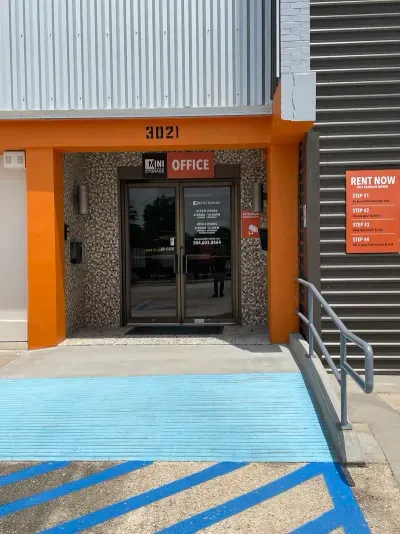 storage units office