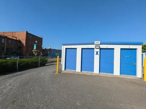 drive up storage