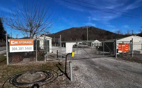 self storage units elk view