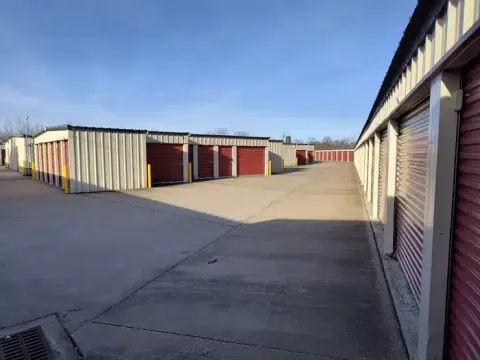 climate controlled storage units