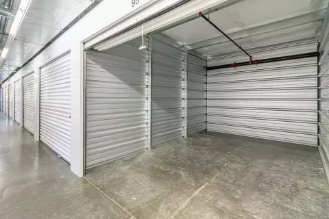 drive up storage units