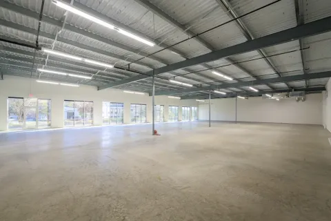 indoor unloading bay