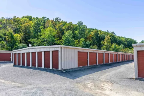 Arkansas - Hot Springs - 6122 Central Avenue