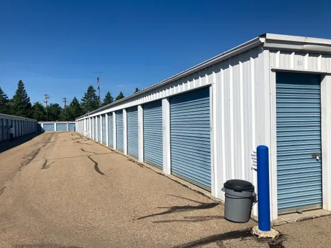 Alberta - St. Albert - Carnegie Drive