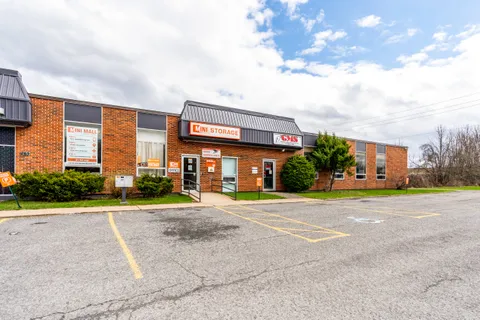 Ontario - Hawkesbury - Cameron Street
