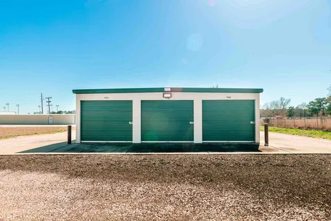 Texas - Jasper - 423 West Gibson Street