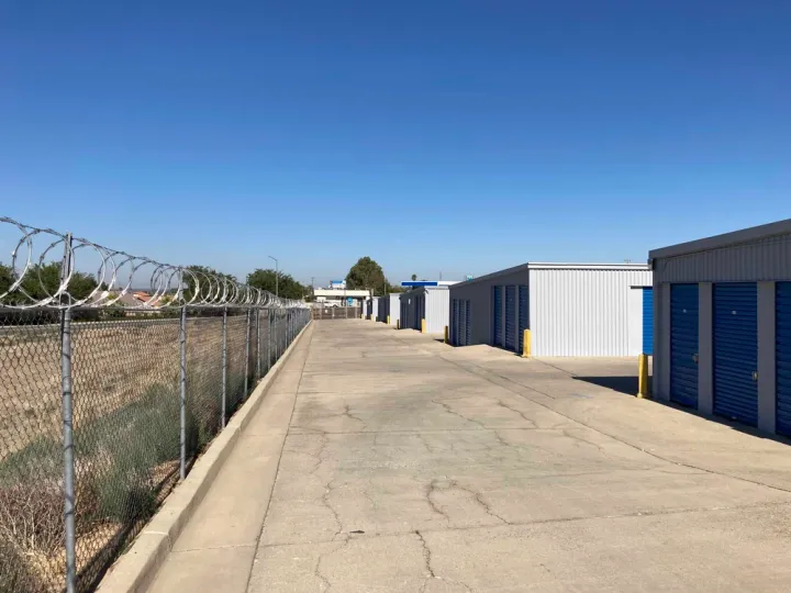 secure storage Bakersfield