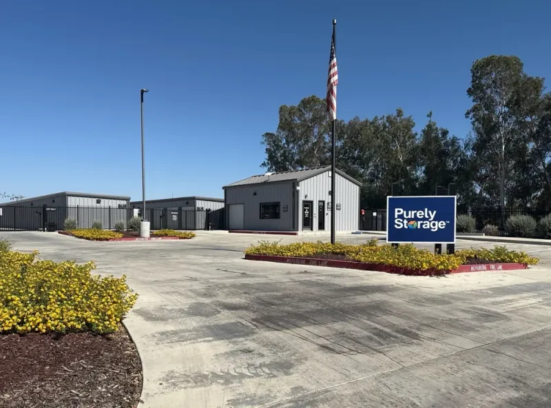 self storage units Madera