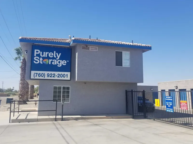 self storage units Blythe