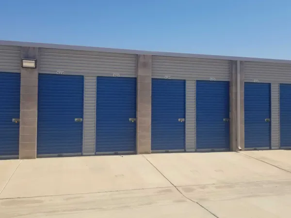 storage units Blythe
