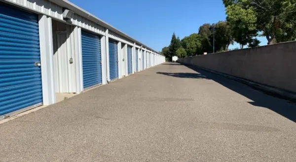 drive up storage